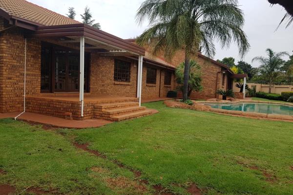 House plus cottage in Raslouw AH for sale.

Very well priced spacious house situated on a 8565sqm plot in Raslouw. Beautiful well ...