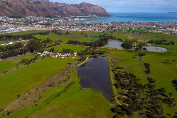 Attention Developers,

An unparalleled opportunity has presented itself in the Western Cape, and you simply cannot afford to let it ...