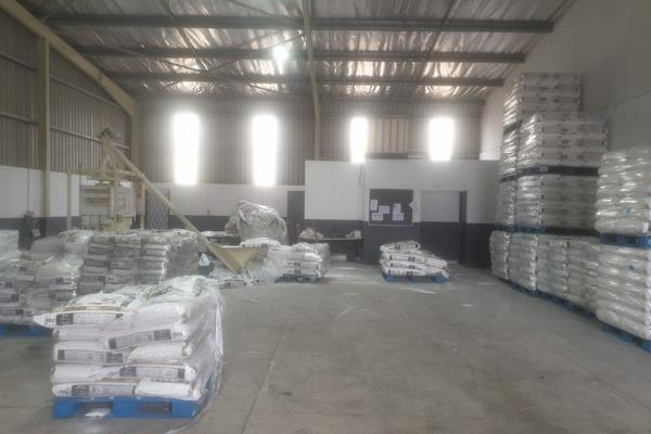 This warehouse is in a secure park. Offers everything you would expect. Call to view.