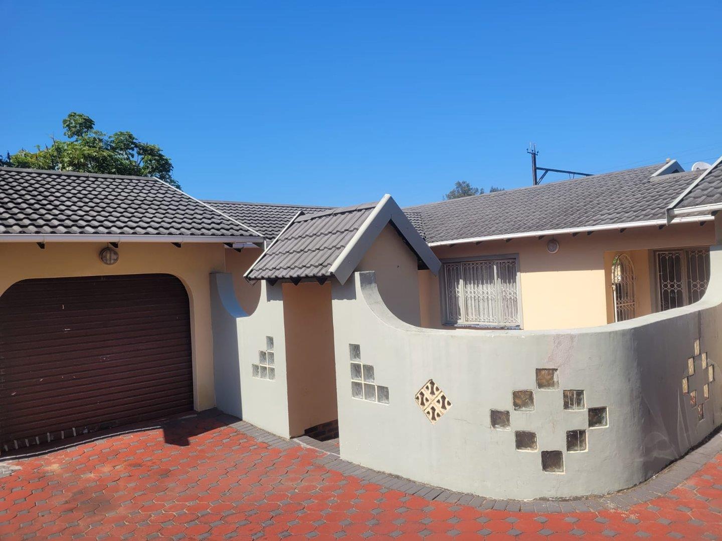 3 Bedroom House for sale in Woodhaven P24112560920