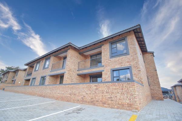 Introducing an apartment in the serene Clover Forest of Rynfield AH, Benoni that meets your every requirement.

Experience ...