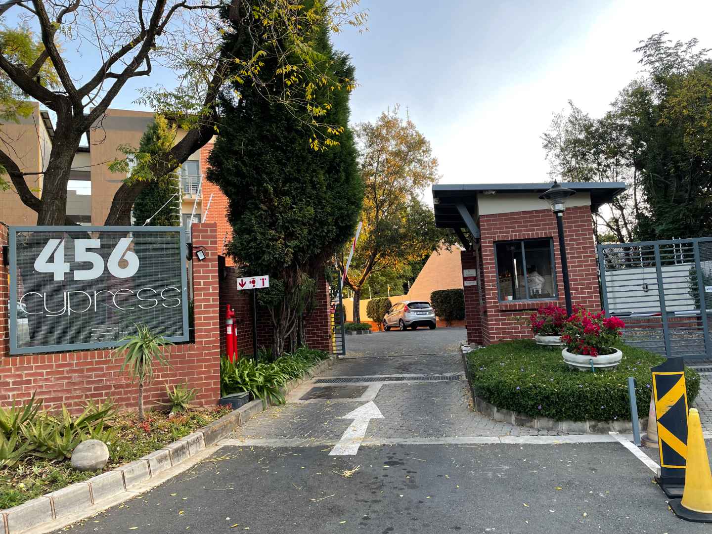 Ferndale, Randburg Property Apartments / flats to rent in Ferndale