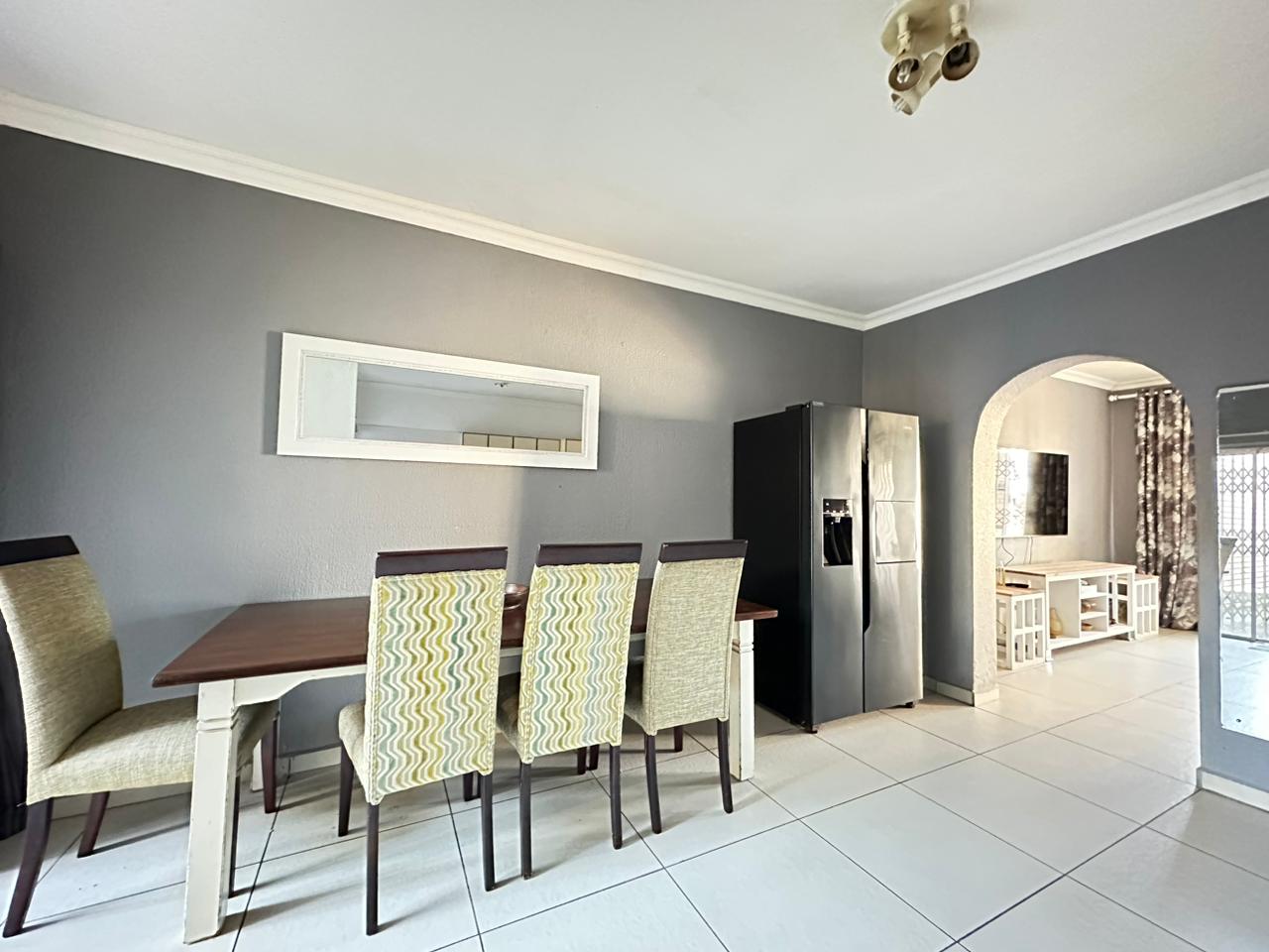 2 Bedroom Apartment / flat for sale in Margate 123 Marine Drive P24