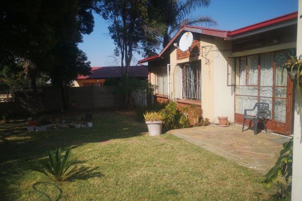 Property in a better area. Consist of three-bedroom one bath open kitchen and lounge, dining and a single garage.

Please call to view