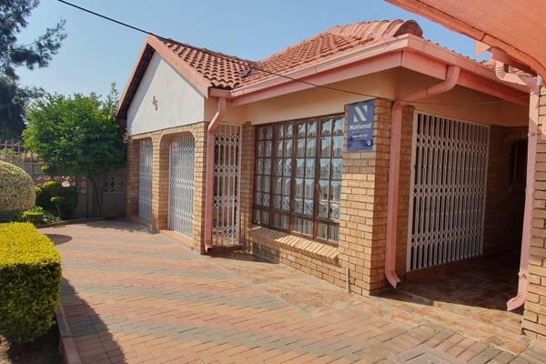 2 Bathrooms;
Lounge;
Tv-room;
Dining room;
Kitchen;
Double garage;
Lapa with built--in -braai;
Wendy house;
Garden... etcetera