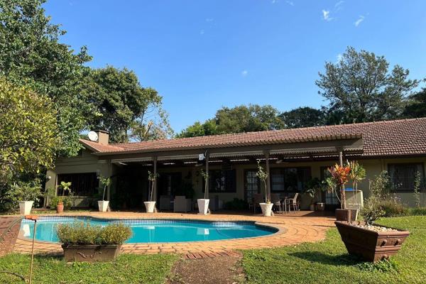 This freestanding home is situated in the sought after Sectional Title complex, Woodland Park, Empangeni and sits on a large 5807sqm ...