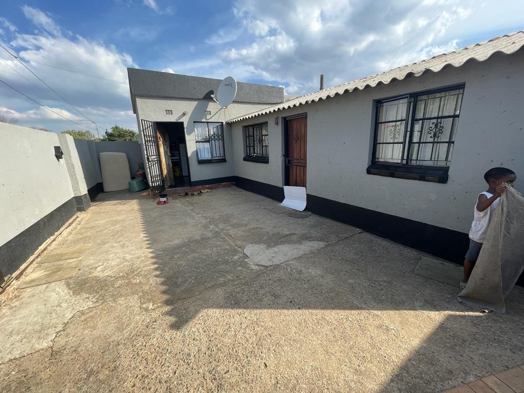 Property and houses for sale in Soweto Soweto Property Property24