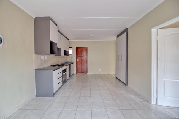 Welcome to this stunning apartment located in the tranquil Clover Forest of Rynfield AH, Benoni, that promises to fulfill all your ...