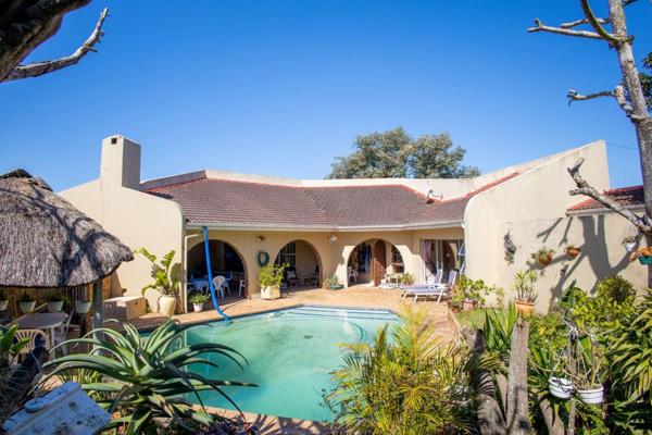 Inviting offers from R1 900 000

Newly listed family home located in a quiet cul-de sac ...