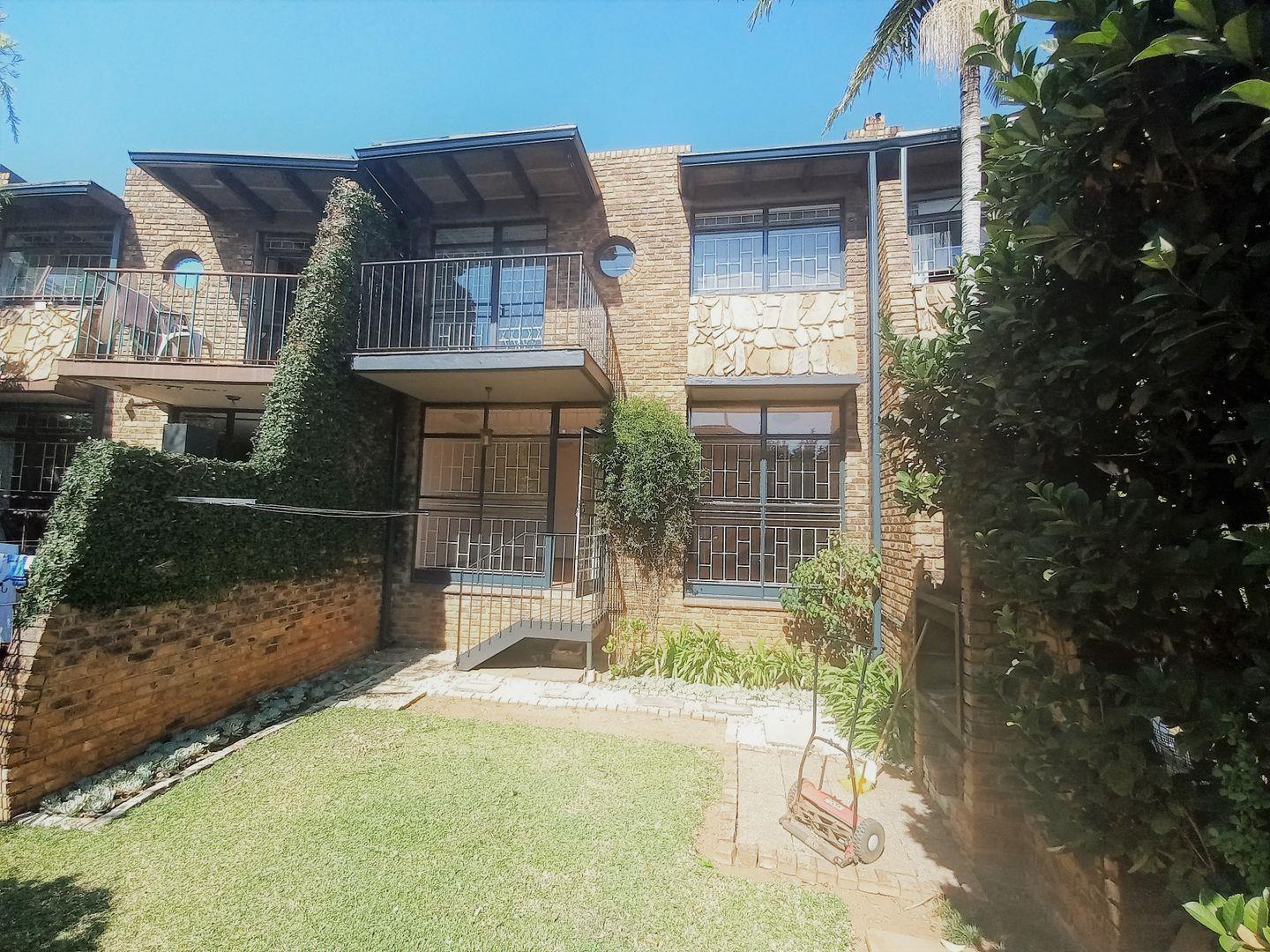 La Montagne, Pretoria Property Townhouses for sale in La Montagne