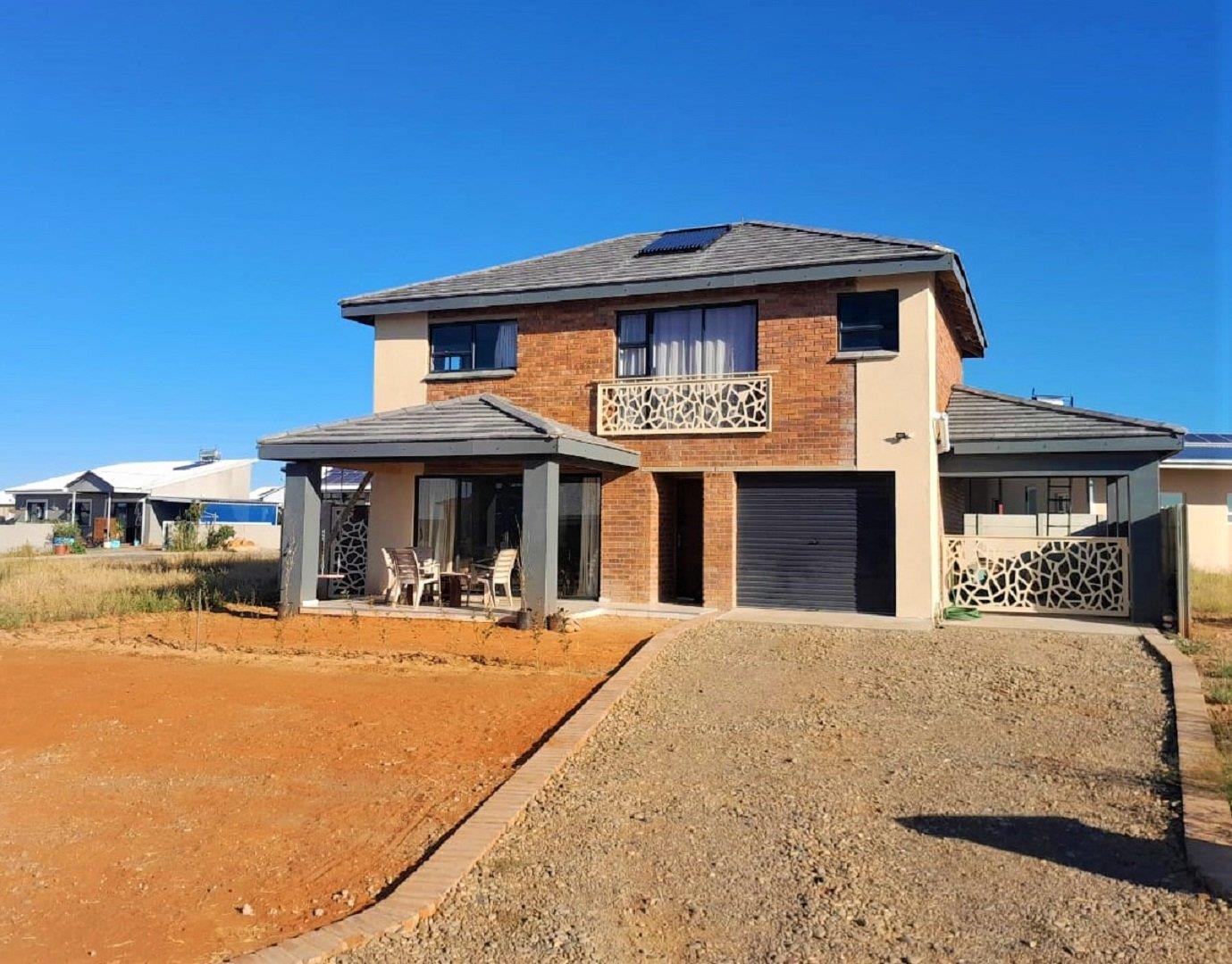 3 Bedroom House for sale in Orania - Witolienstraat S077 - P24