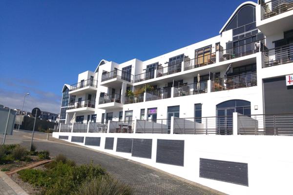 This apartment is situated in a complex on the beachfront, that offers a variety of shops and restaurants. Modern and neat 2 bedrooms ...