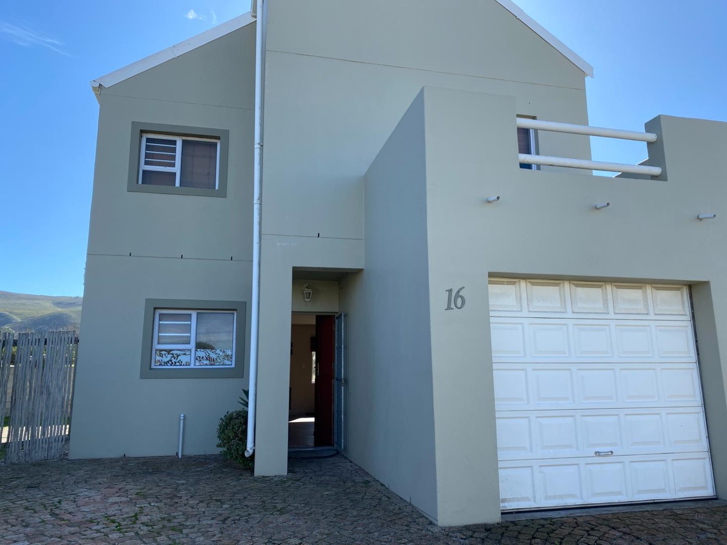 Townhouses for sale in Gansbaai Gansbaai Property