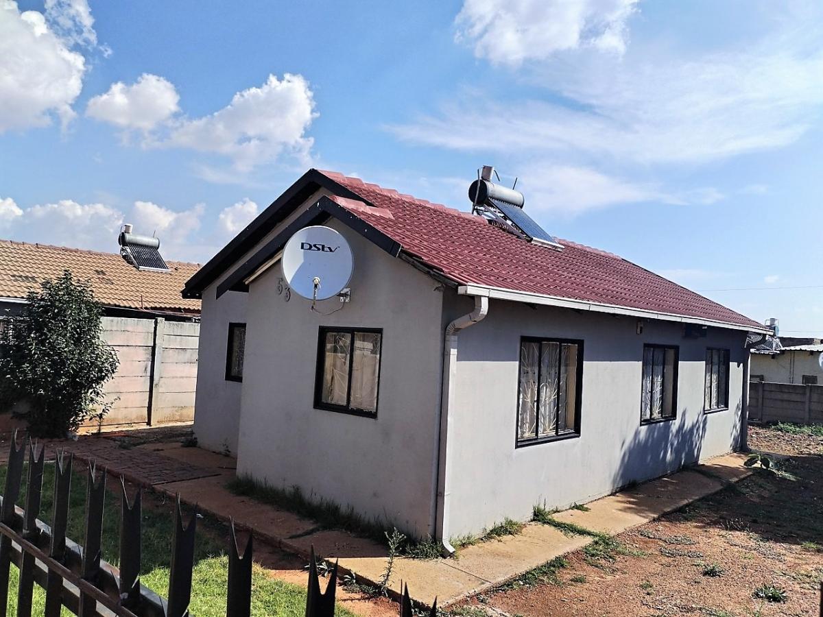 Lenasia South Property Houses for sale in Lenasia South Property24