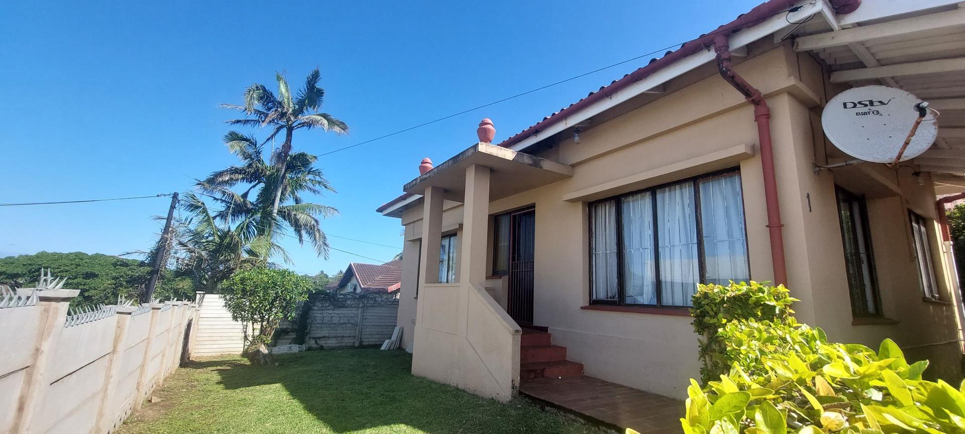 3 Bedroom Townhouse for sale in Margate 1 Hencolof, 5 Hall Road P24112630578