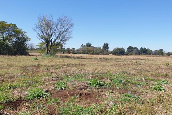 3.2 ha vacant land zoned industrial 3 ideal for mini factories. Well located close to the R59 and easy access to Meyerton CBD and and ...