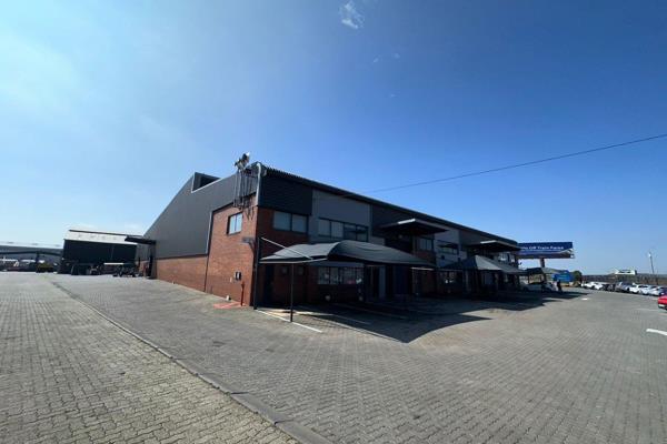 Prime Warehouse space to let in Elandsfontein that is AVAILABLE and is close to major ...