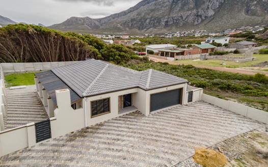 Property and houses for sale in Bettys Bay : Bettys Bay Property ...