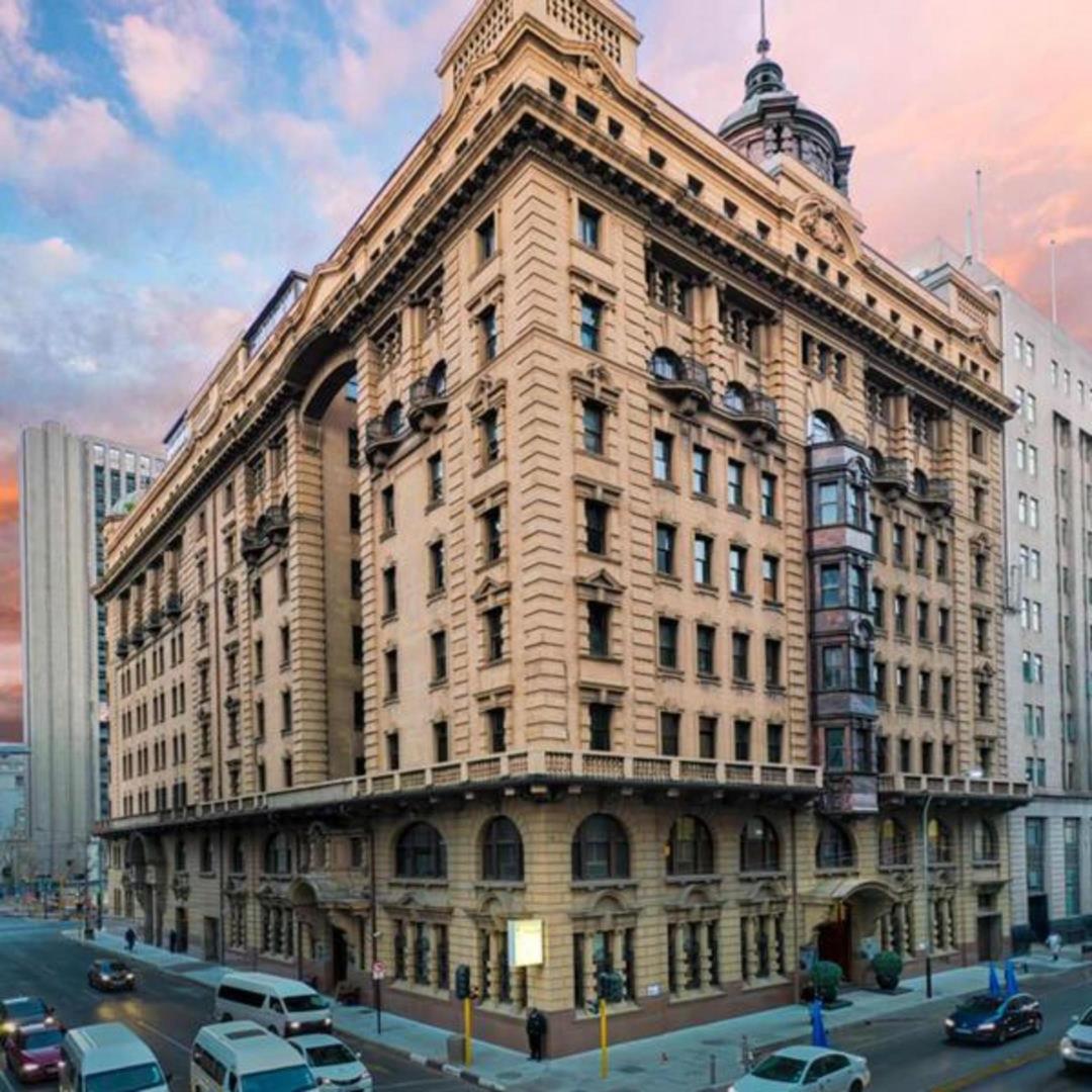 Commercial property for sale in Johannesburg Central 77 Commissioner Street P24112450132