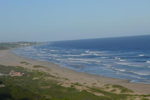 This prime beach front stand, the last of its sort, with breaker views all around is a ...