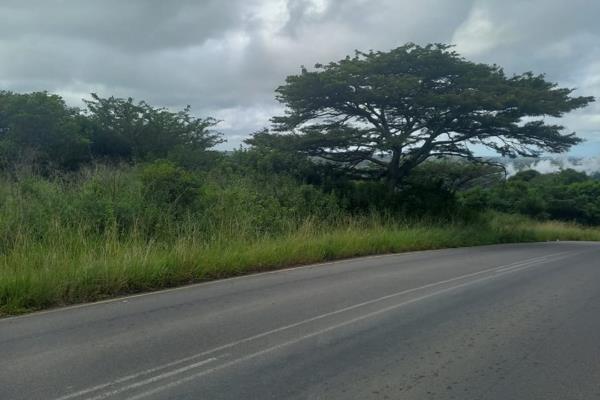 This massive piece of land is 1.322 ha, and is situated in a quiet area, yet with very much potential.  This plot can be used as a ...