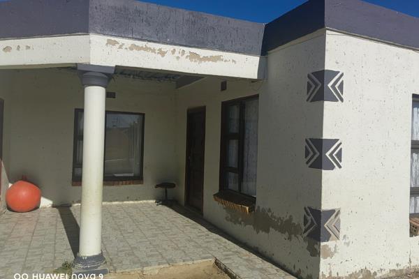 Zamdela 

Look at this gorgeous house 

R420 000.00
r4 552.00 (20 years)
R4 240.00 (30 years)
Estimate interest rate of ...