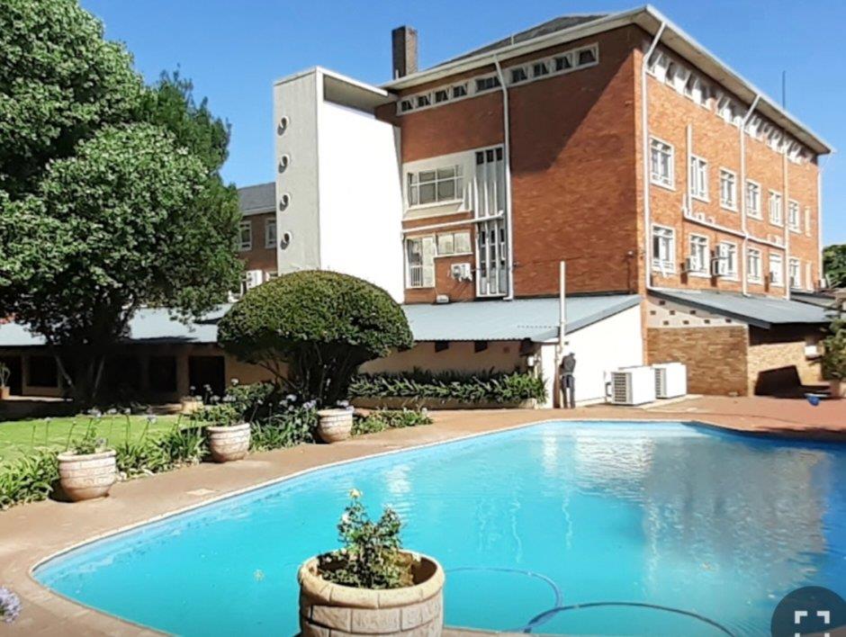 Commercial property for sale in Vanderbijlpark CW 6 P24112705938