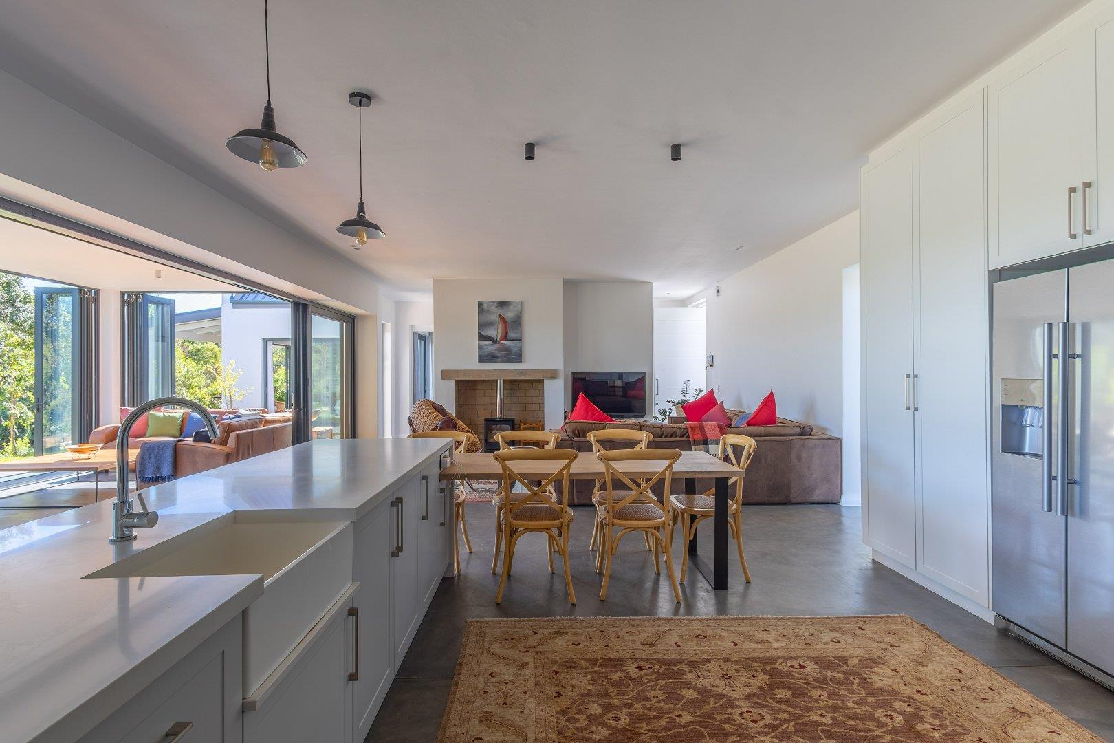 Photo of 5 Bedroom House to rent in Keurbooms