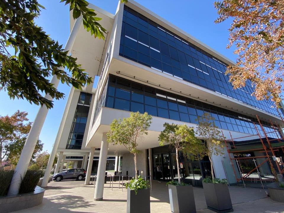 Listing number: P24-112715922, Image number: 1, Facade