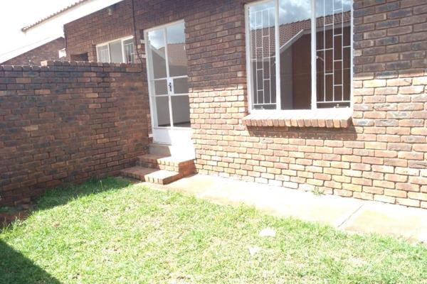 Spacious townhouse walking distance from Thornhill shopping center to rent in Bendor, Polokwane.

Available 1 December 2024 for ...