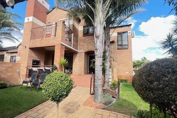 Don&#39;t miss this lovely 4 bedroom townhouse
Discover this exceptional property situated in a prime location, boasting a well-built ...