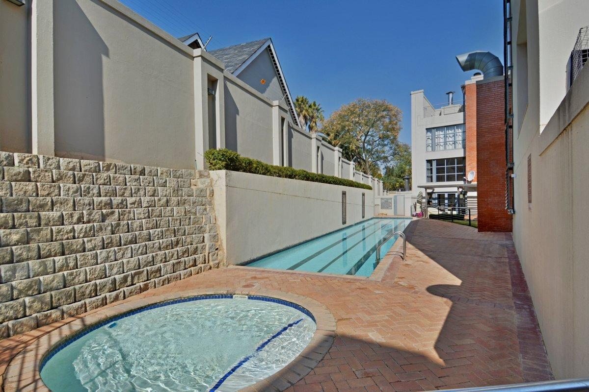 Hyde Park, Sandton Property : Property and houses for sale in Hyde Park ...