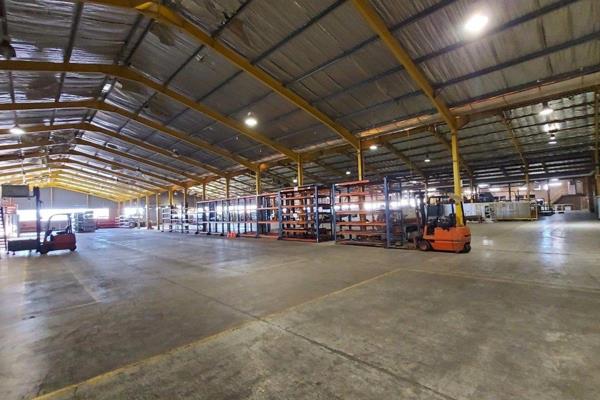 This spacious industrial facility, located in the thriving area of Kurland Road ...