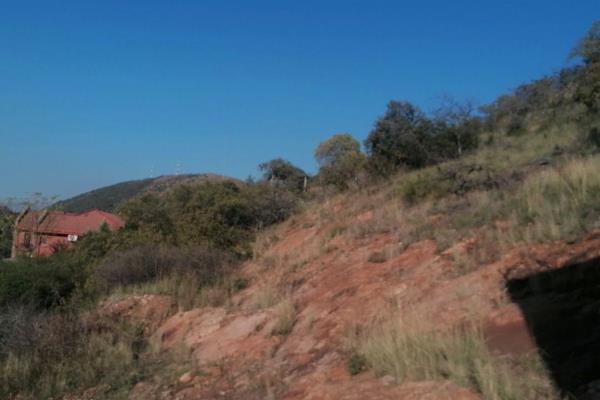 Newly listed huge stand for sale in Florauna, a piece of land which is part of the Magaliesberg protective nature area destined for low ...