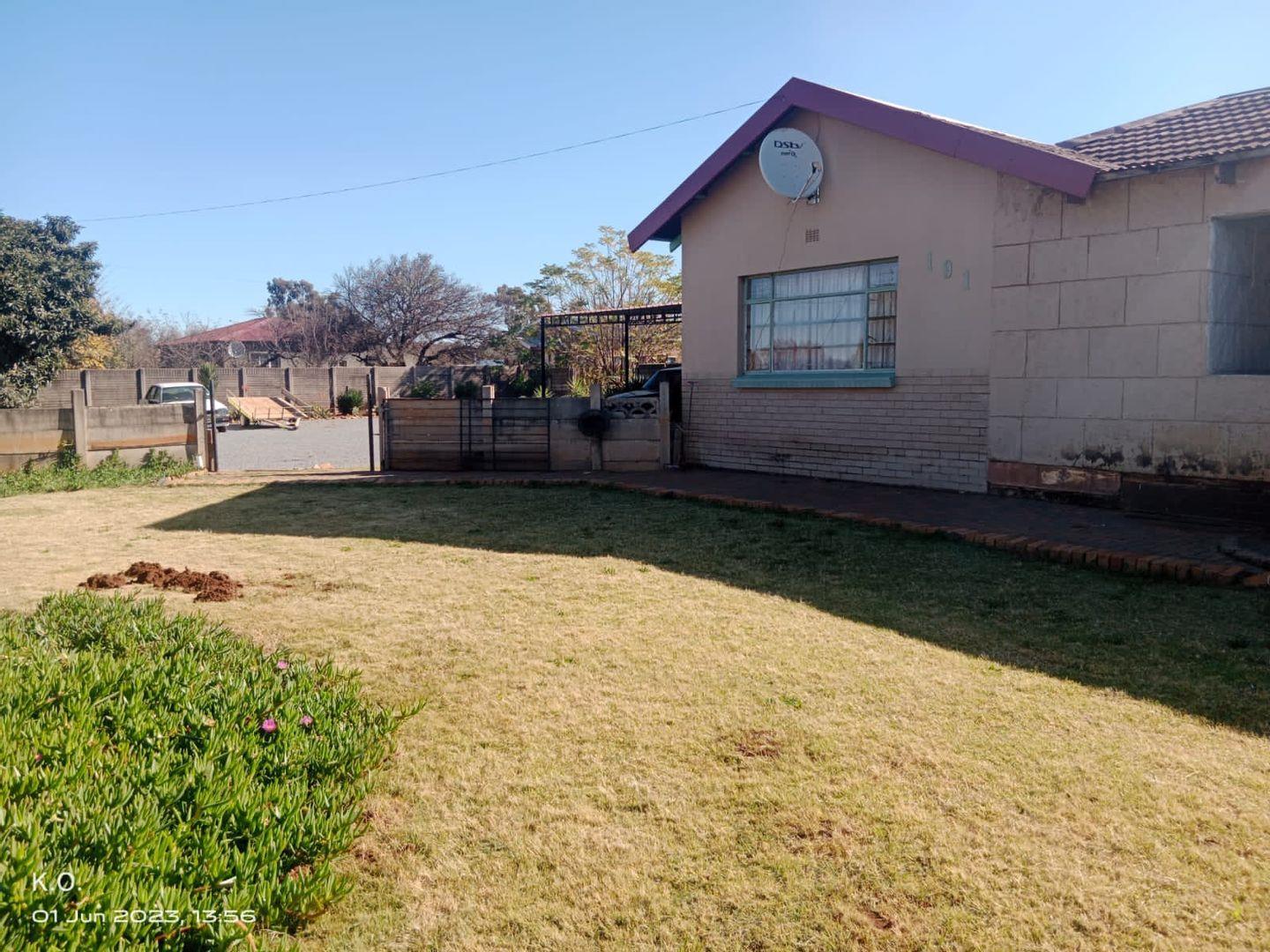 4 Bedroom House for sale in Daleside P24112747671