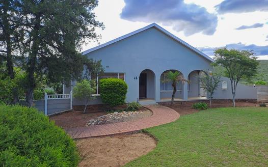 3 Bedroom House for sale in Bonnievale