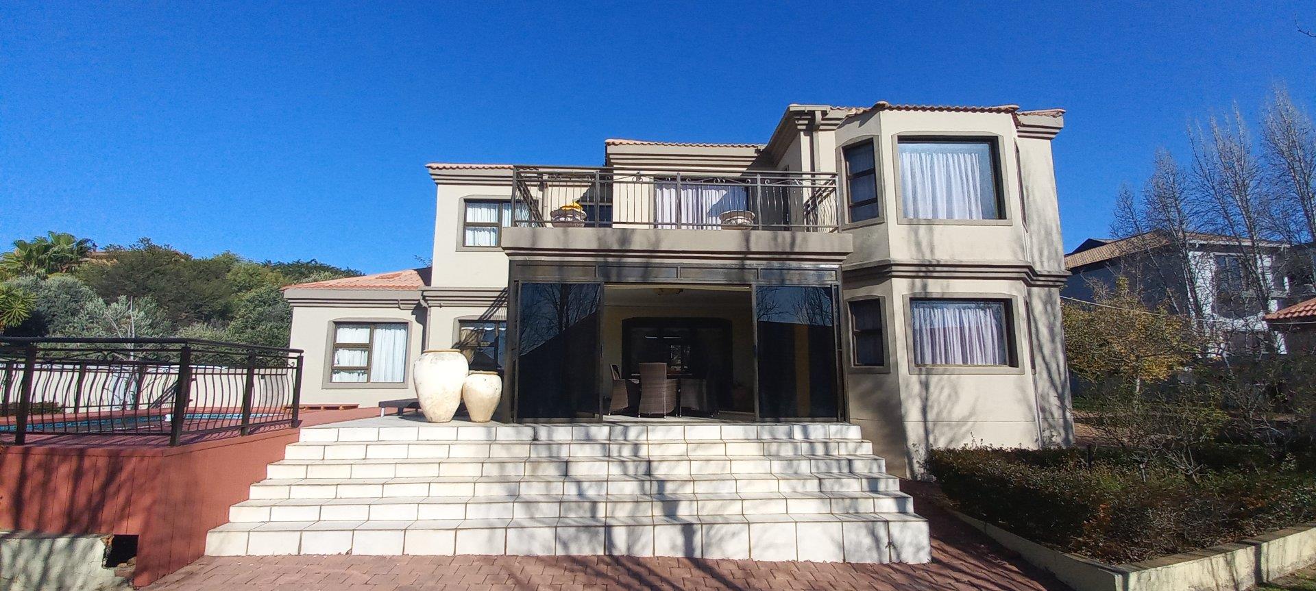 Woodland Hills Wildlife Estate Property Houses for sale in Woodland