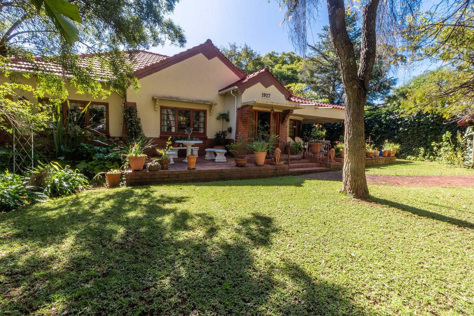 3 Bedroom House for sale in Eastwood 806 Government Avenue P24