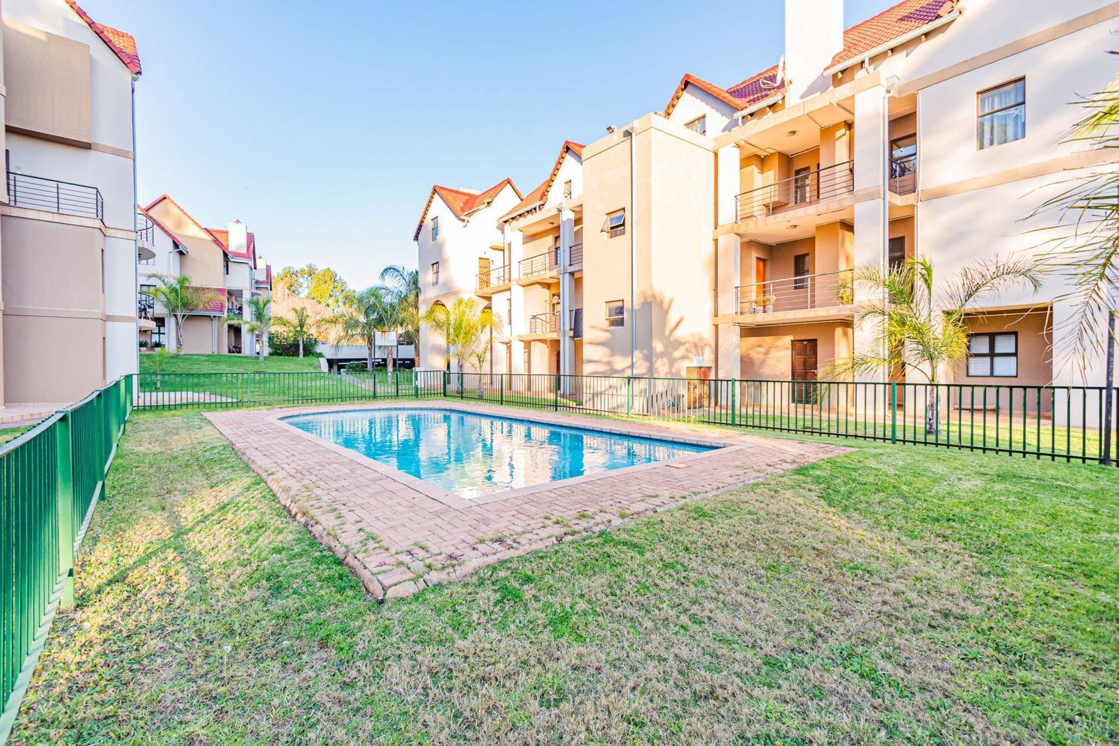 Zwartkop Golf Estate Property Property and houses to rent in Zwartkop Golf Estate