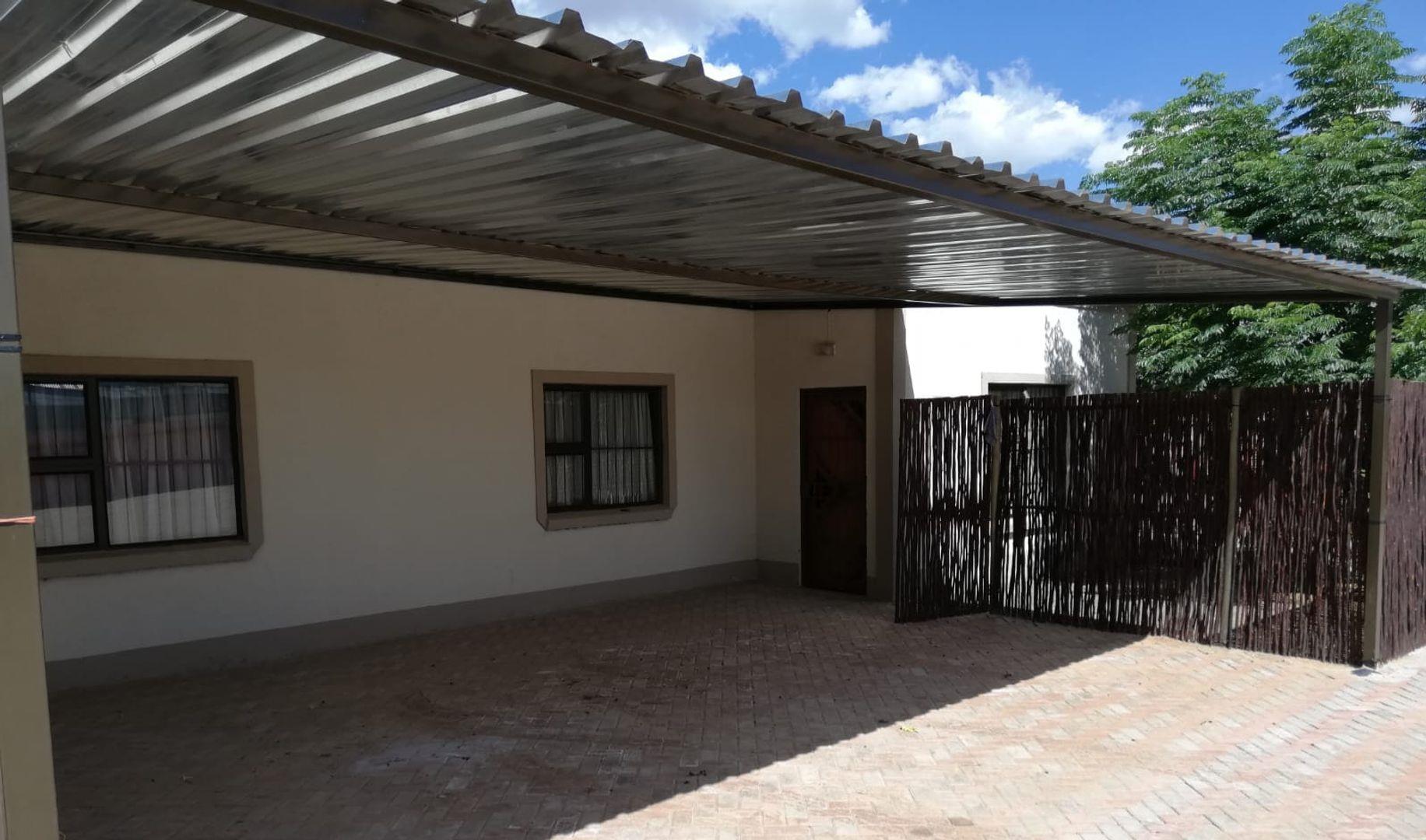 3 Bedroom Townhouse for sale in Diamant Park P24112824736