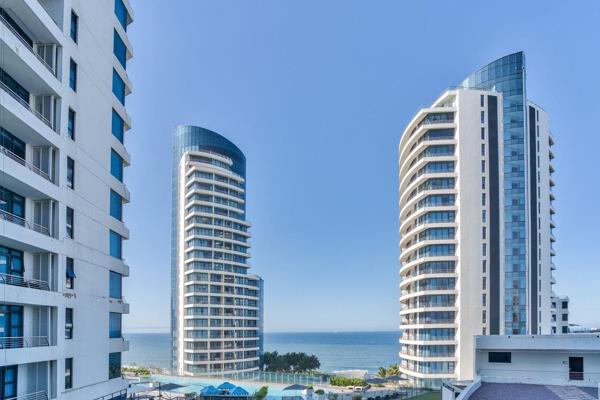 Beautifully presented high end furnished studio apartment with balcony and stunning ocean views overlooking the Zen gardens and rim ...