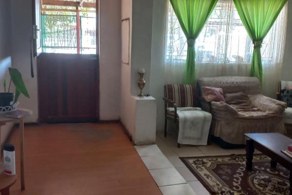 Exclusive Sole Mandate

This property offers three bedrooms, lounge, kitchen and bathroom.
Attach to the main house is a two-bedroom ...