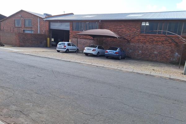 R2 000 000 inclusive of VAT

Commercial Property (Business Zoning 2)

Industrial factory or convenient storage facility ...