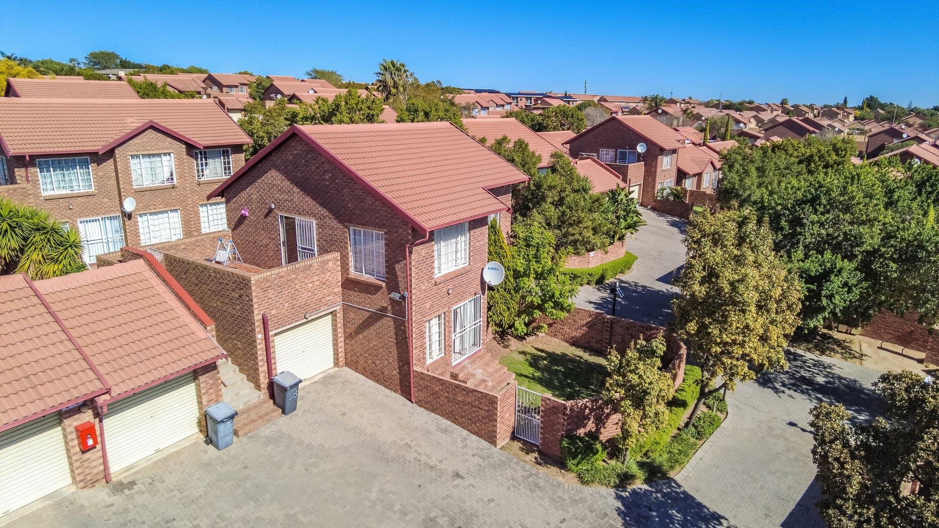 The Reeds Property Property and houses for sale in The Reeds