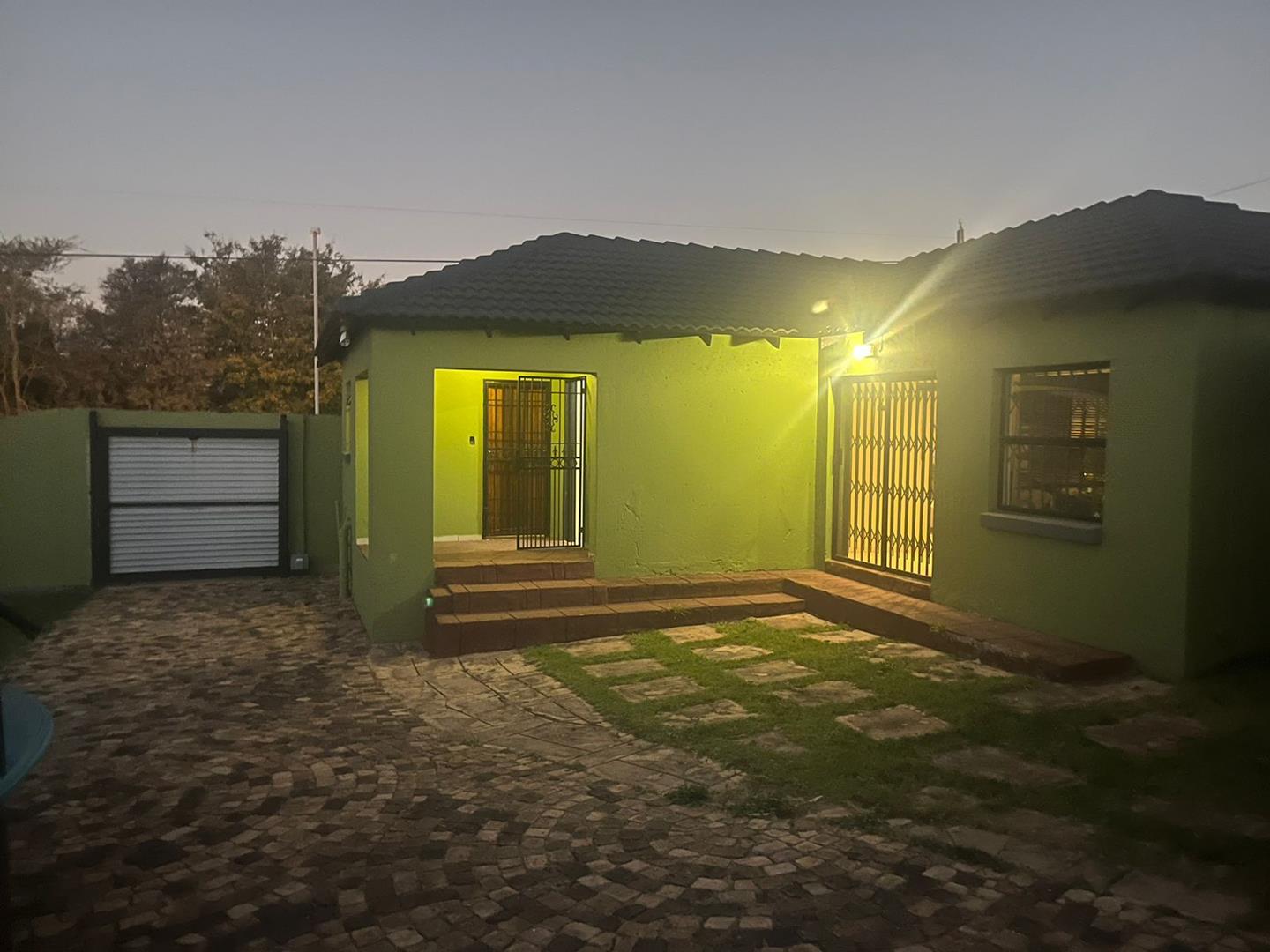 Rangeview Property Property and houses to rent in Rangeview Page 2