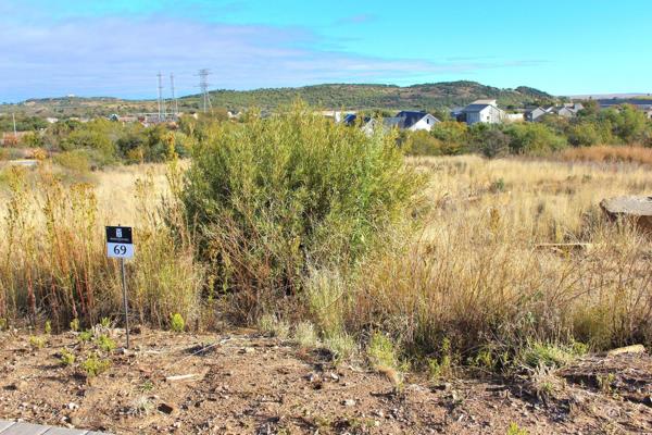 Tredenham Hill Estate is situated just outside the northern suburbs of Bloemfontein, Tredenham Valley.

With a modern and regional take ...