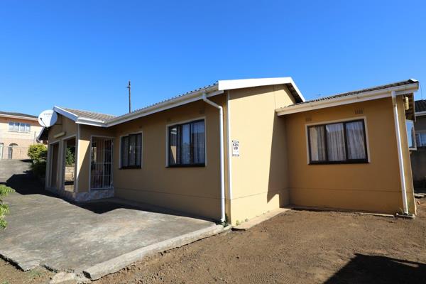 This house is well prized for what it offers. This home is well looked after. The Main bedroom has an en suite and 2 of the bedrooms ...