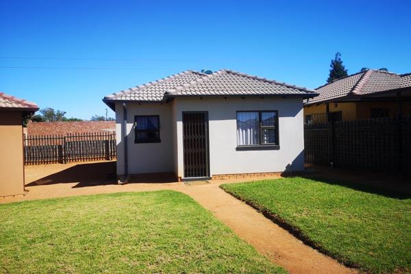 Brand new 3 Bedroom house for sale in a new development. Located close to the R80 highway giving easy access to Pretoria CBD. It is ...