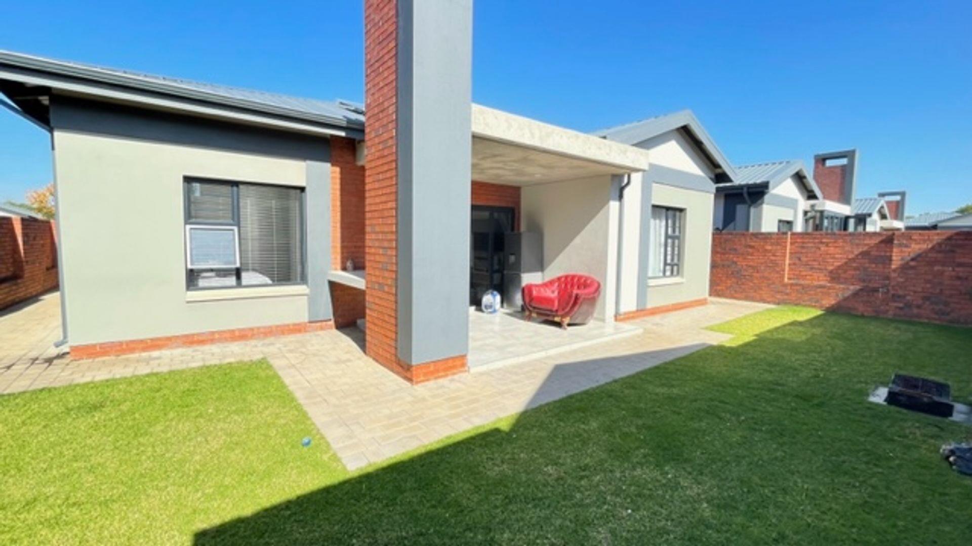 Kyalami Hills Property Property and houses for sale in Kyalami Hills Page 5