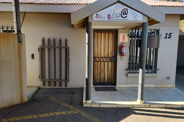 Office space to let in a secure Industrial Park in Witpoortjie, Brakpan

The office is L shaped, with an extra office, kitchenette ...